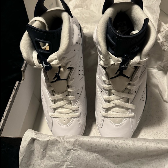 NEW Air Jordan 6 Retro